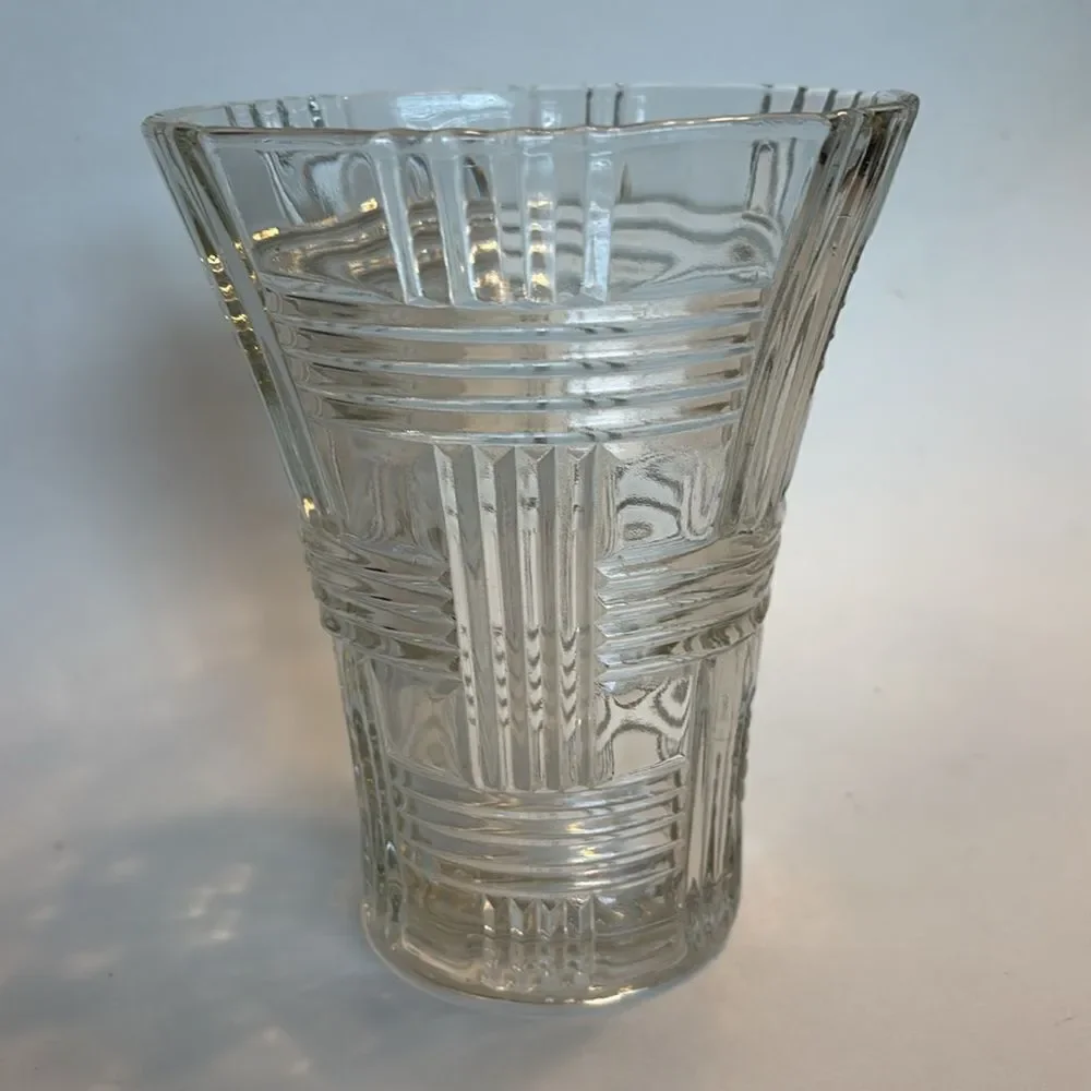 Vintage Anchor Hocking Clear Basket Weave Glass Vase Prismatic Criss Cross